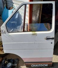 Porte avant gauche trafic 1 camping car chausson