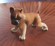 CHIEN BOXER Porcelaine