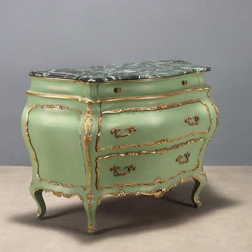 Commode ancienne style baroque - style,