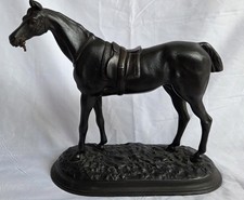 Sculpture de cheval par KUC