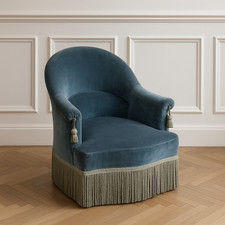 Fauteuil Crapaud Ancien – Velours Bleu Pétrole & Franges – Style Boudoir / Napol