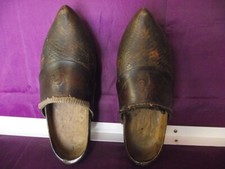 Ancienne Paire de Sabots galoche Art Populaire de PHILIBERT fin 19 è made FRANCE