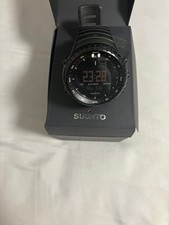 Montre SUUNTO Core toute noire avec carte incluse altimètre baromètre boussole