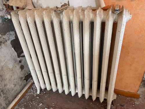Radiateur fonte fleurie - radiateur, en