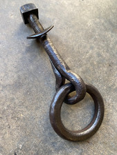 Ancien gros anneau en fer