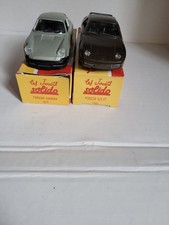 2 voitures miniatures 1/43