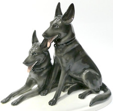 Chien De Berger Grand Groupe En Porcelaine Pfeffer Gotha A-9