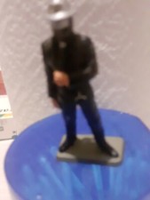 FIGURINE STARLUX POMPIER ANCIEN CASQUE AVEC ARI