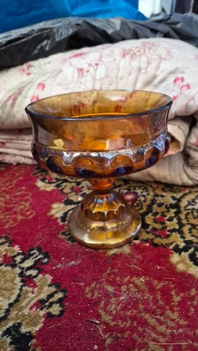 Coupe sur pied verre ambré
