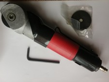 Scie circulaire pneumatique