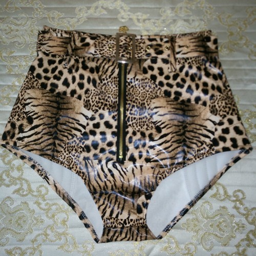 Femme sexy simili cuir - sexy,