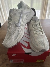 Nike Zoom Vomero 5 EUR 44 /US