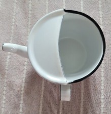 ANCIENNE VERSEUSE EN METAL -