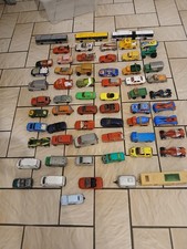 MAJORETTE GROS LOT DE VOITURES CAMIONS BUS + 60 VEHICULES