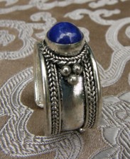 Très Jolie Bague Tibet En