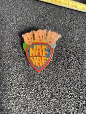 Rare Pin's mode vêtements Naf