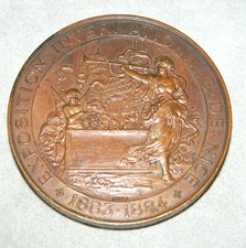 jolie médaille en bronze exposition internationale de Nice 1883.1884