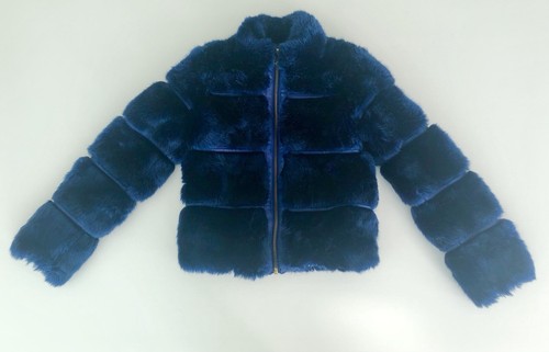 Veste fausse fourrure bleue - en,