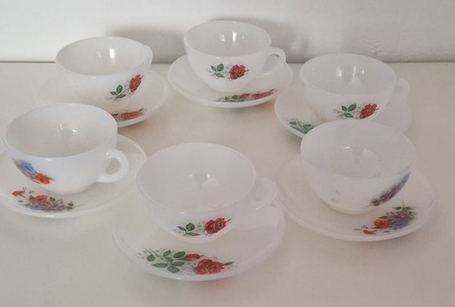 Lot tasses soucoupes - lot,