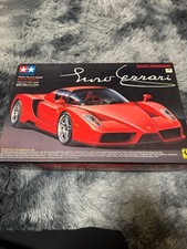 Tamiya Enzo Ferrari 1/24
