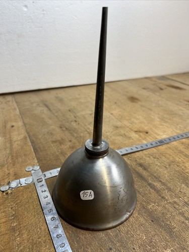 Old tool outil - ,