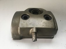 UN COUVERCLE COUVRE DE CULASSE MOTO HONDA 250 CRF 250CRF 2006 ( PIECE MOTEUR )