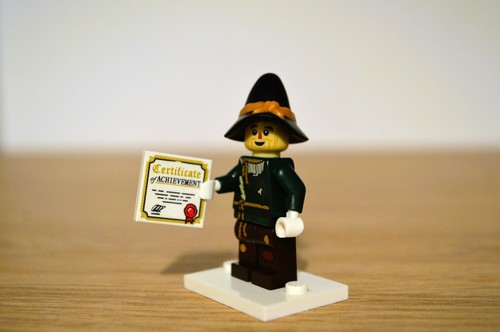 Lego mini figurine - mini-figurine, scarecrow