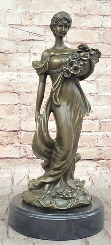 Vintage artisanal bronze - vintage,