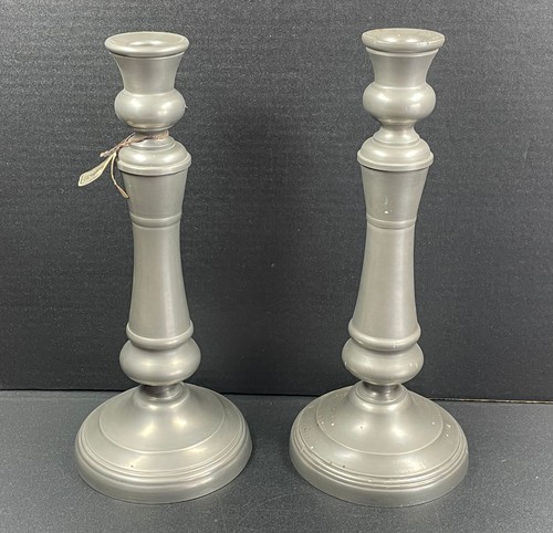 Paire bougeoirs etain - paire,