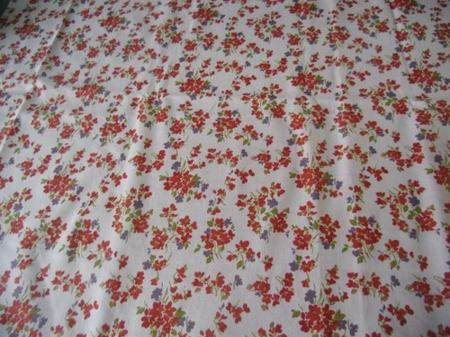 Coupon tissu petites - petites, fleurs