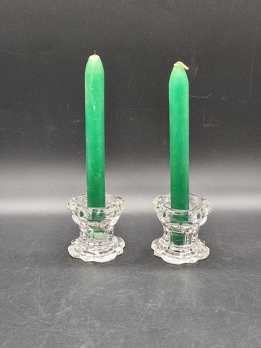 Paire bougeoirs verre moulé