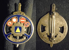 INSIGNE MILITAIRE – MONITEUR