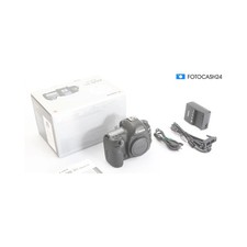 Canon EOS 5D Mark IV DSLR