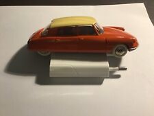 Dinky Atlas réf 522 : Citroën DS Berline (Orange !!!)