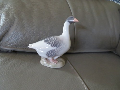 Oie porcelaine royal - en,