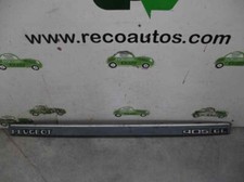 enjoliveur feux arrière pour PEUGEOT 405 BREAK 1.6 1987 1131816