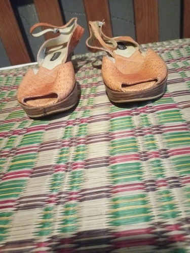 Sandales en cuir - en,