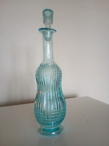 Jolie carafe ancienne - ,