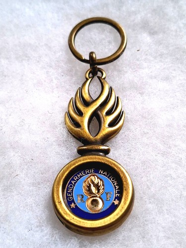 Porte clé gendarme - clé,