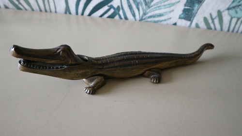 Casse noisettes crocodile - casse,