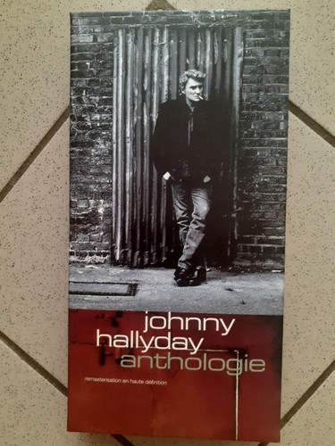 Johnny hallyday coffret neuf - 1,