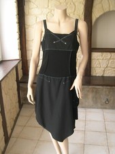  Jolie robe asymétrique 40