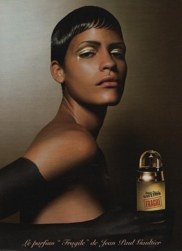Publicité papier parfum - publicité,