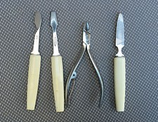 Ancien petit nécessaire de