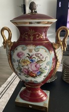 Ancien Vase Porcelaine De Sèvres ?