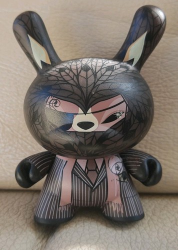Kidrobot dunny french - dunny, series