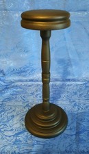 PORTE CHAPEAU/ Présentoir  en