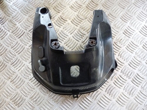 Demi carenage moteur 69m - ,