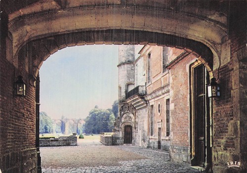 Maintenon cour du - la,