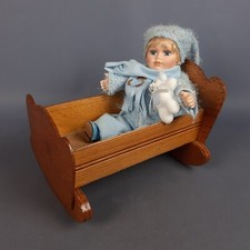 Berceau Avec Poupée En Porcelaine Carillon Artisanat Italien Exposition Vintage